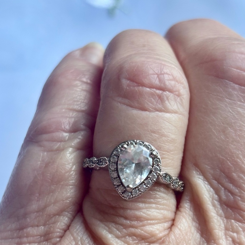 Elegant Sterling Silver Teardrop Ring